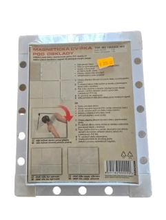 Revizní magnetická dvířka pod obklady – 150 × 200 mm pro skrytý přístup